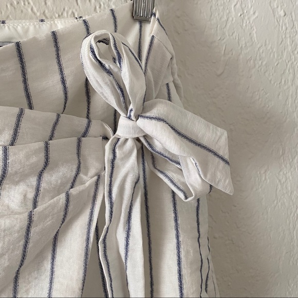 Tobi Striped Wrap Skort - Picture 4 of 7
